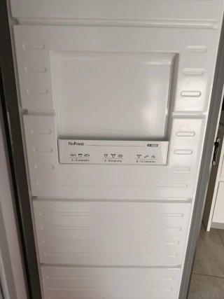Congelador Vertical Balay No Frost Aluminio