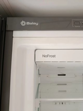 Congelador Vertical Balay No Frost Aluminio