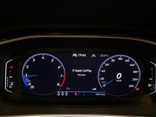 Volkswagen T-Roc R-LINE TSI 150cv MOD.2024. SOLO 34.000km
