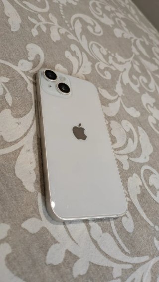 iPhone 14 Apple