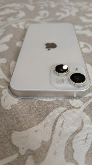 iPhone 14 Apple