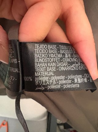 Plumas impermeable Zara caqui XXL