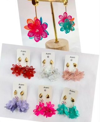 Pendientes florales de acero