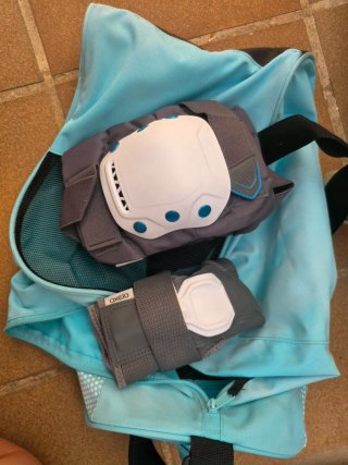 Patines con protecciones y funda trasporte.