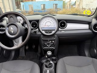 MINI Cooper  D Cabrio 2010