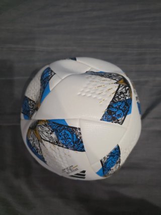 Balón Adidas Argentum 1893