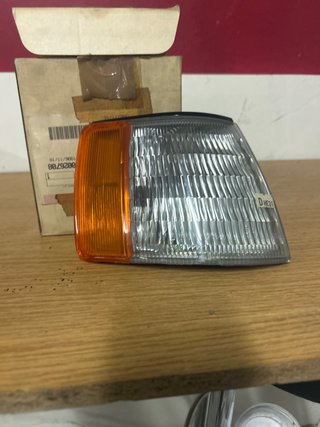 Faro Delantero Derecho Mazda 929