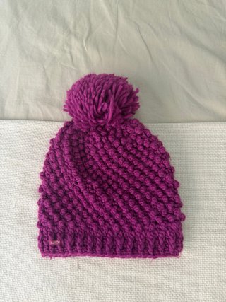 Gorro de lana Burton morado con pompón