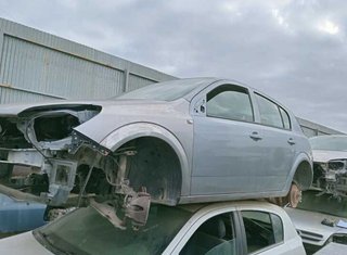 340648 centralita motor uce 12992629 opel astra h