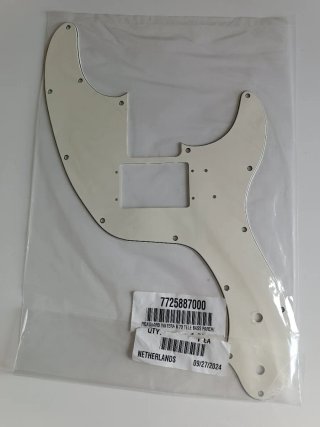 Golpeador bajo Fender Telecaster '70s  Vintera II