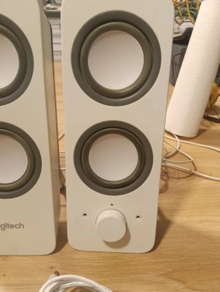 Altavoces Logitech Blancos