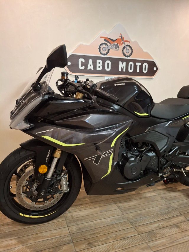 Moto benelli 550 Tornado