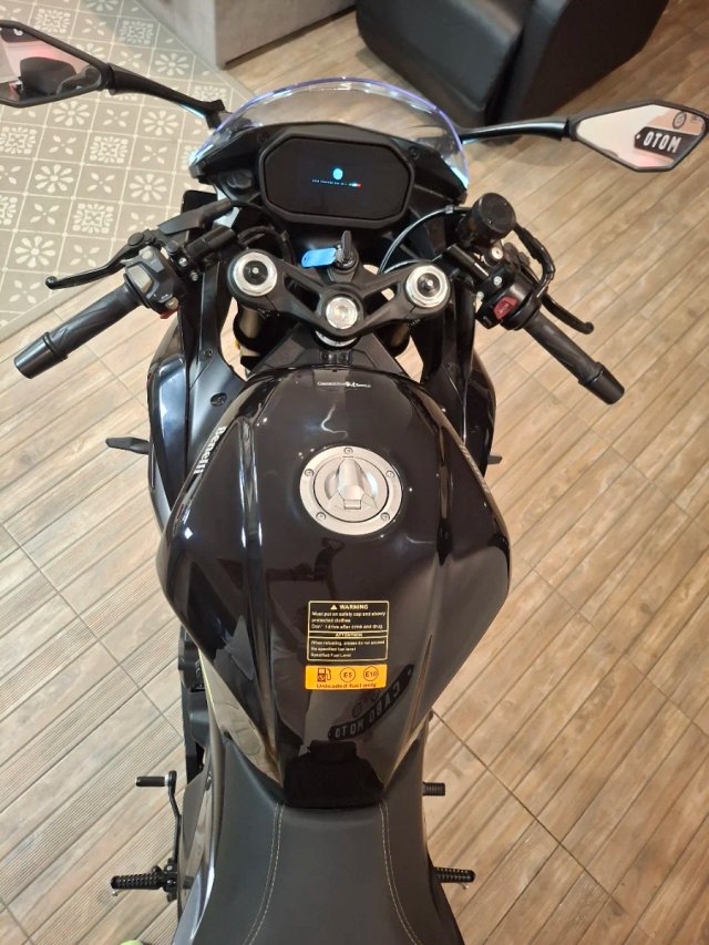 Moto benelli 550 Tornado