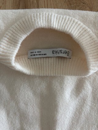 Jersey Bershka blanco