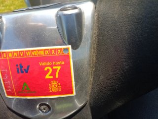 Piaggio MP3 400 LT (carne de coche)