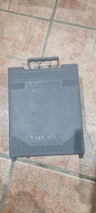 Emisora Futaba T8UP