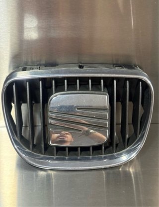 Emblema Rejilla Seat Leon MK1 Cupra 1M paragolpes