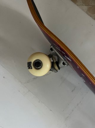 Skate completo con ruedas y ejes