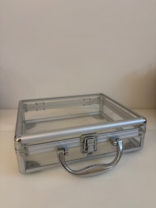 Caja Maquillaje Transparente con Asa