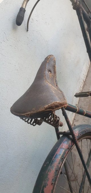 Bicicleta Orbea Clásica 1956 con matricula antigua