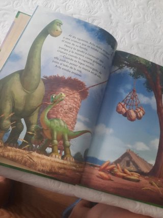 El viaje de Arlo (The good dinosaur)