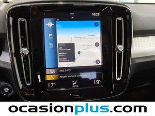 Volvo XC40 B4 G Momentum Pro AWD Auto 145 kW (197 CV)
