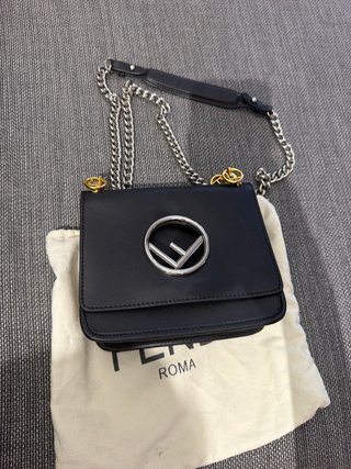 Bolso Fendi Negro y Plateado