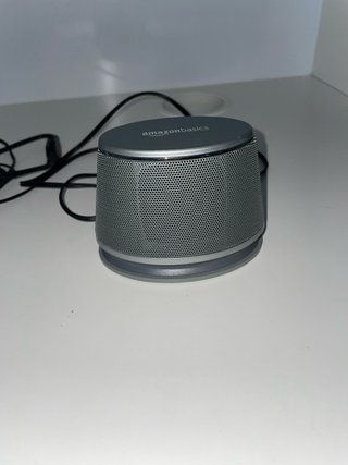 Altavoces AmazonBasics USB
