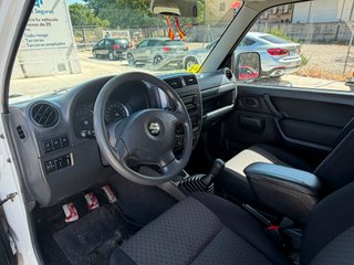 Suzuki Jimny 2005