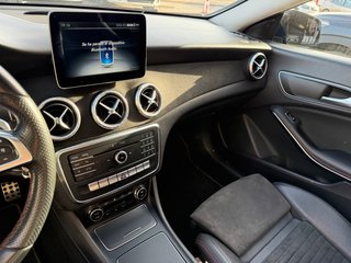 Mercedes-Benz Clase CLA 200D AMG LINE 2016