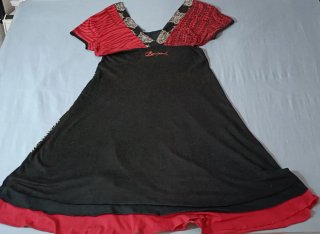 Vestido Desigual Negro y Rojo
