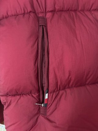 Cazadora Tommy Hilfiger acolchada  color granate