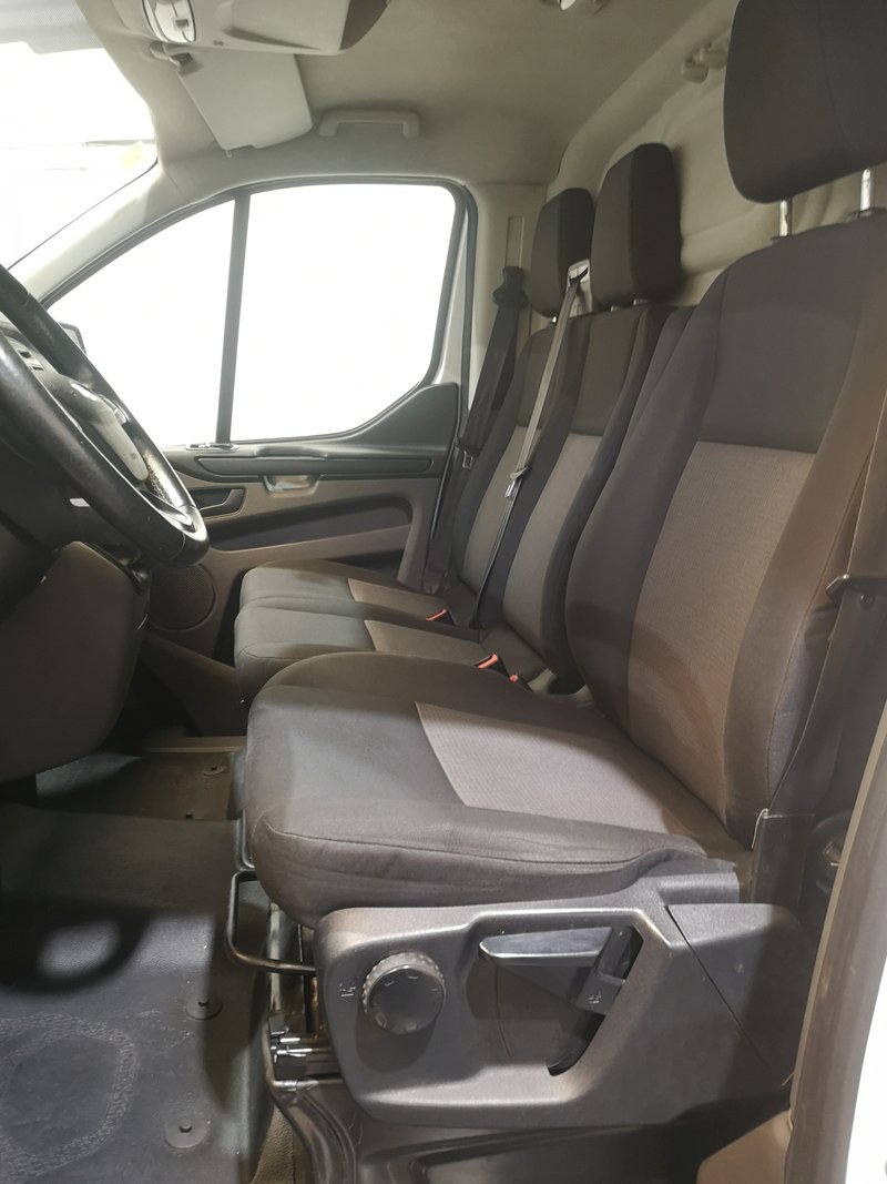 Ford Transit 2020, foto 11