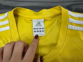 Camiseta Adidas Rayas Amarilla Talla L