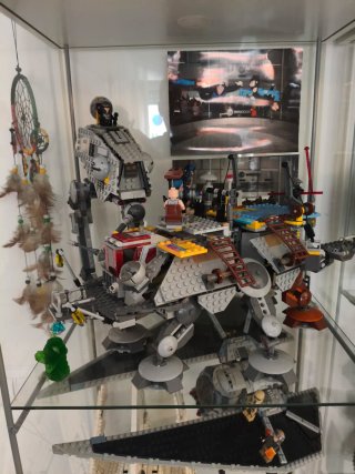 2 Vitrinas IKEA DETOLF Blancas