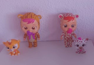 Bebes llorones con su mascota/pets cry babies