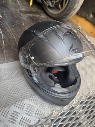Casco de moto talla L (60cm)