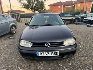 Volkswagen Golf 2002
