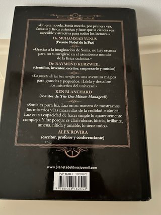 Libro la puerta de los tres cerrojos