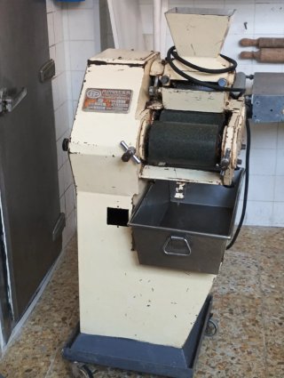 Refinadora industrial