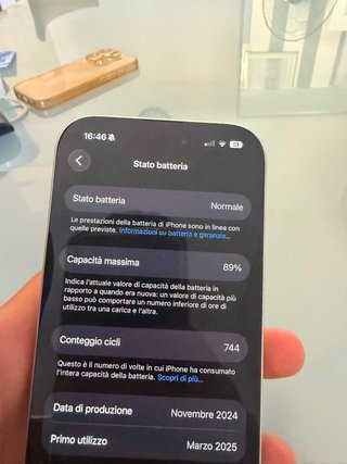 iPhone 16 Pro Apple
