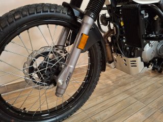 Moto Hero 200 x-pulse