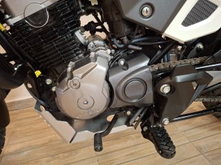 Moto Hero 200 x-pulse