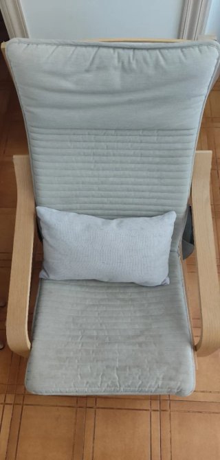 Butaca Poäng Ikea Madera y Tela Beige