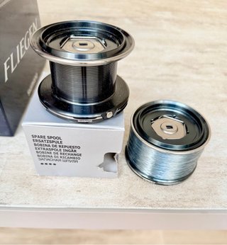 2 Carretes Shimano Fliegen y bobinas