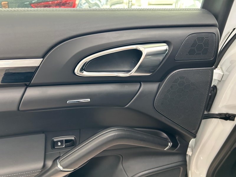 Porsche Cayenne 2015, foto 27