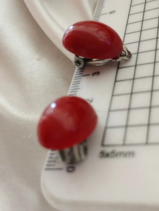 Orecchini clip vintage rossi anni '60
