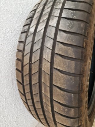 Neumático Bridgestone Turanza 215/55R17 98H