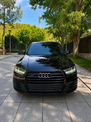 Audi Q7 2018