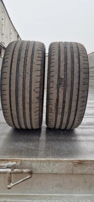 Neumáticos Goodyear Eagle F1 245/40/19 98Y